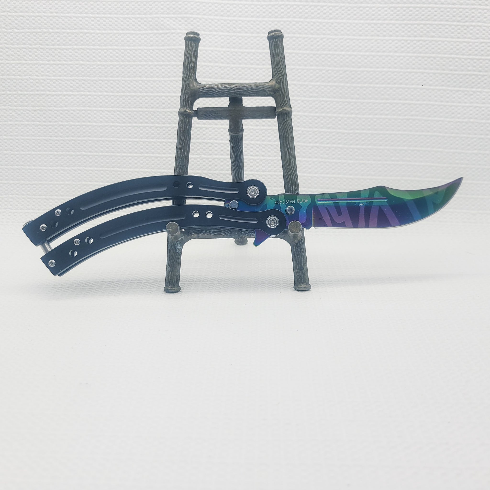 Heavy Duty Rainbow Balisong - Metallic Rainbow Butterfly Knives - Sharp  Rainbow Butterfly Knife